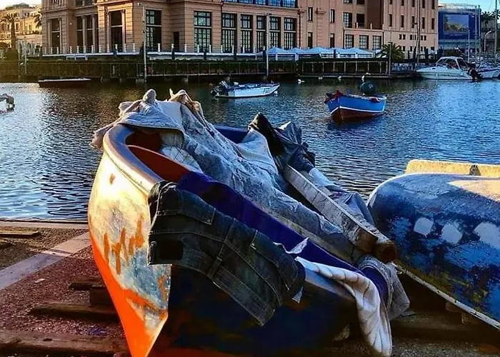 Dimora Oltremare アパート バーリ